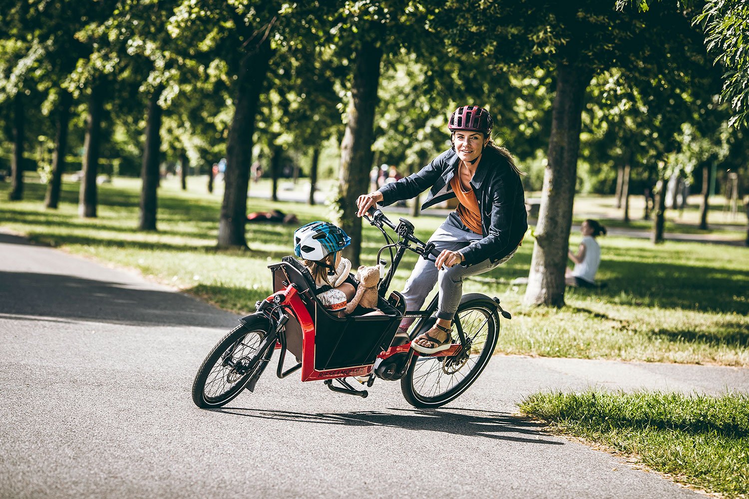 Alle an Bord Kindertransport mit dem Lastenfahrrad