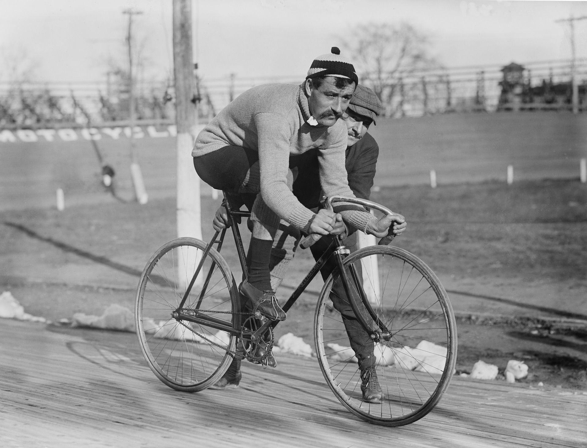 Rennrad mit Federung