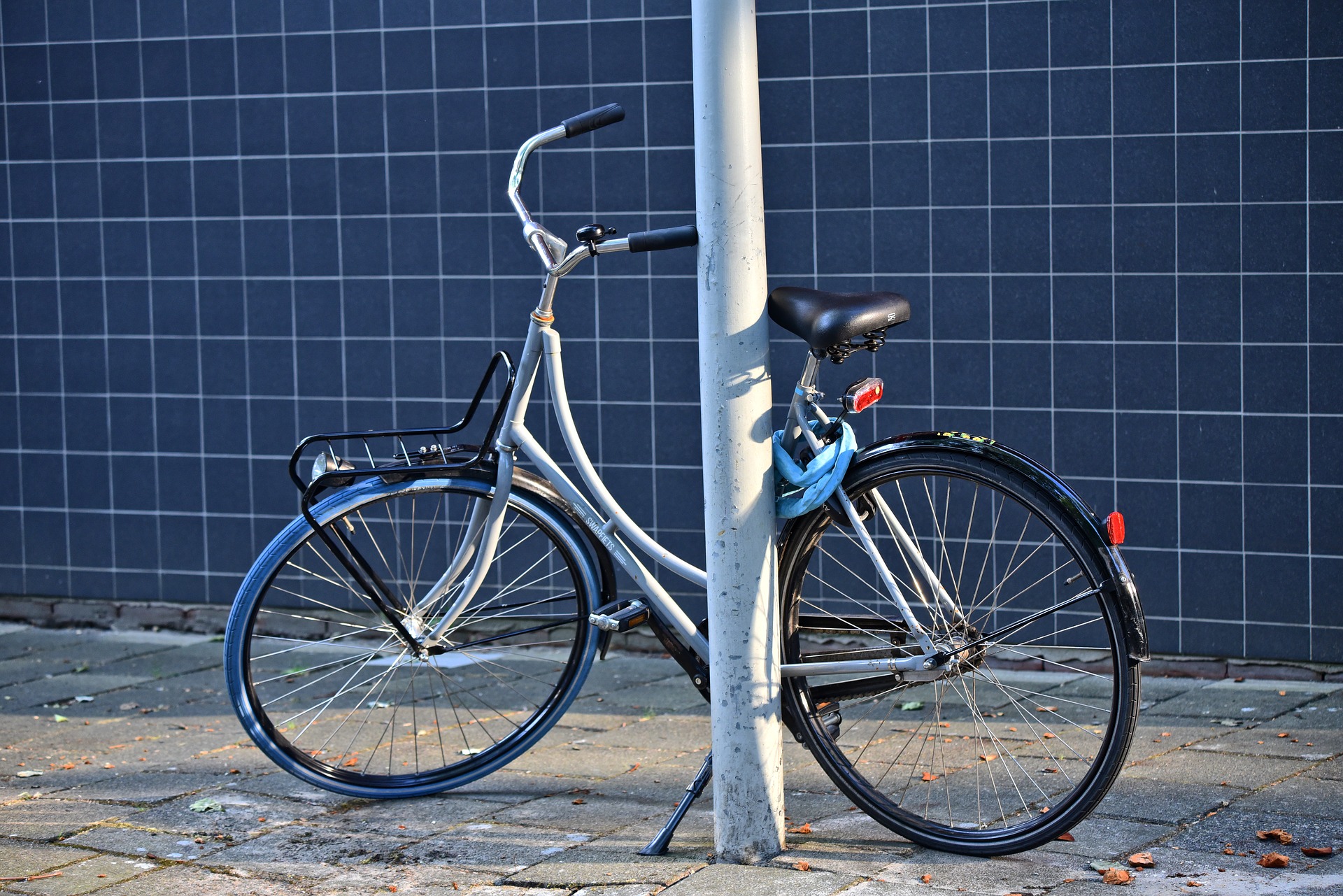 fahrrad abstellen nur für städtische mitarbeiter
