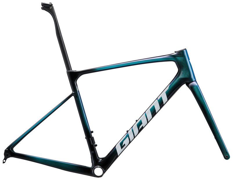 Giant Defy Advanced Pro Rahmenset Bunt Modell 2026