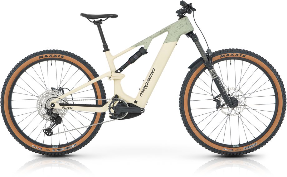 Megamo Flame CRB 10 Weiß Modell 2026